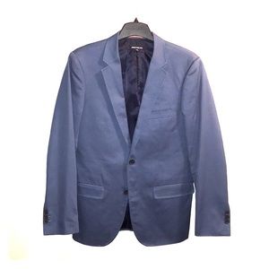 Men’s blue sports jacket